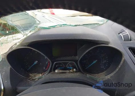 2017 Ford Escape Titanium z USA, uszkodzony, nr VIN 1FMCU9J96HUE17903